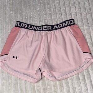 Under Armour Shorts | Size Medium
